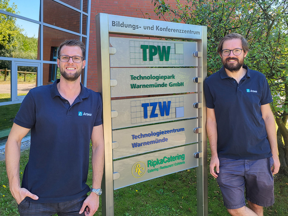 Marvin und Frederik im Technologiezentrum Warnemünde (TZW)